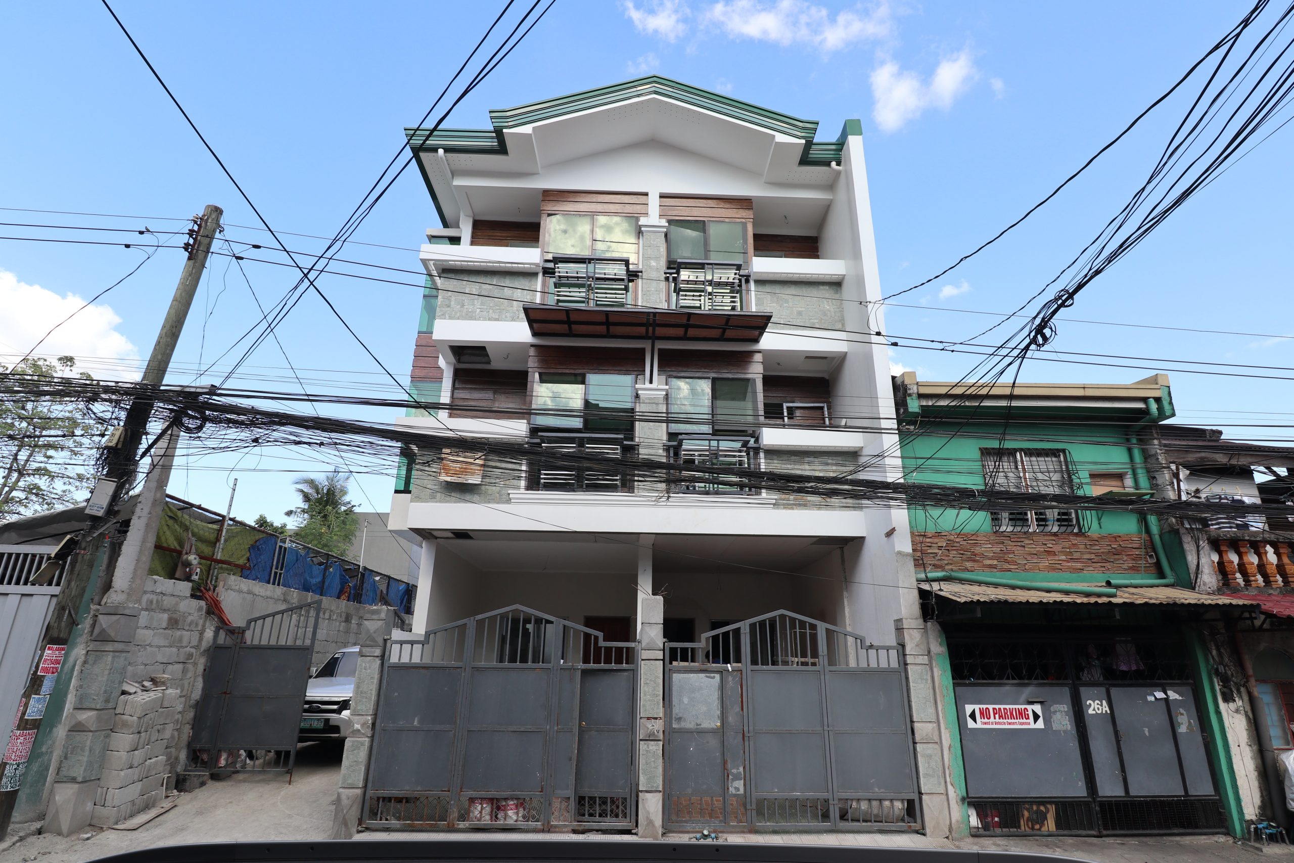 Modern Brand New House and Lot for Sale w/ 3 Bedrooms in Cubao PH1125 (6min. 1.1km – Ali Mall Cubao Quezon City)