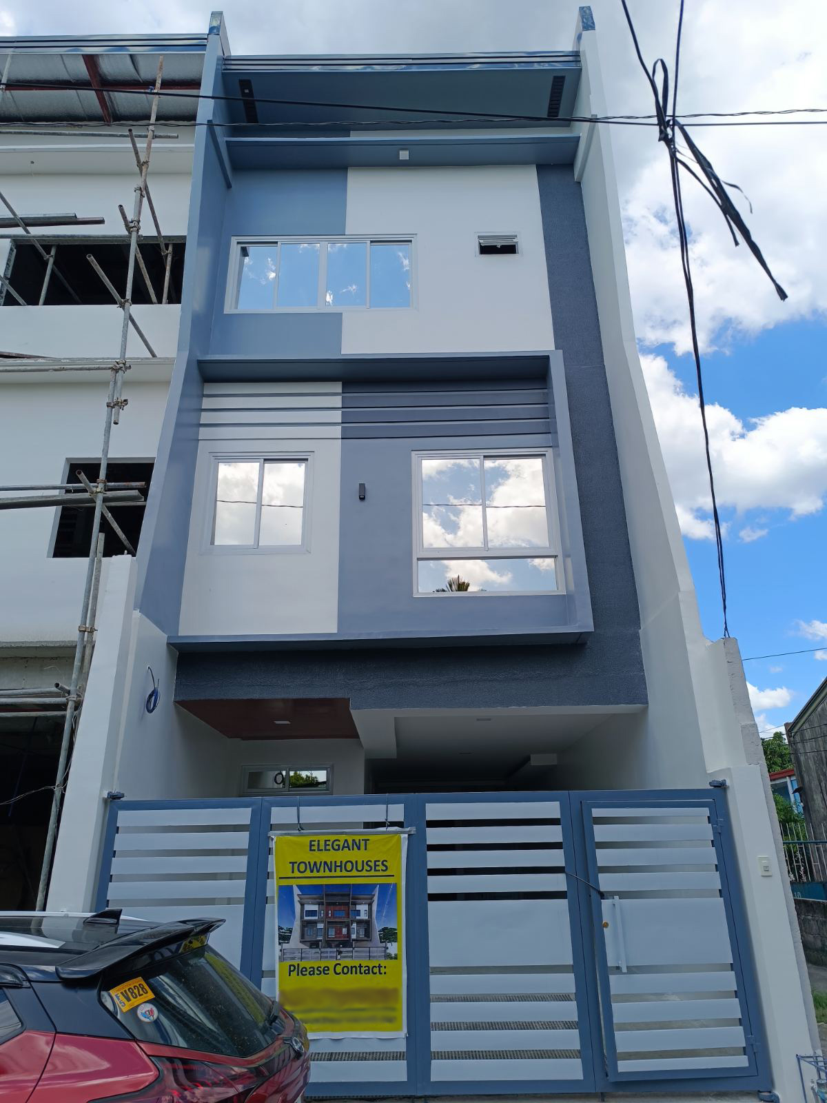 PRE-SELLING 3 Storey Townhouse in Tandang Sora with 4 Bedroom (Near Mindanao Ave. and Visayas Ave.) PH2848