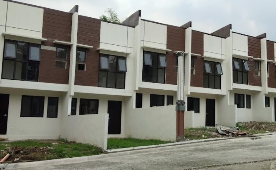 2 Storey Townhouse with 3 Bedrooms FOR SALE in Taytay Rizal PH2917